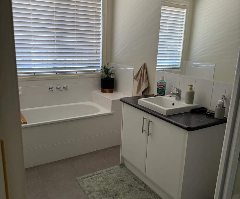 $250, Share-house, 4 bathrooms, Cranbourne North VIC 3977
