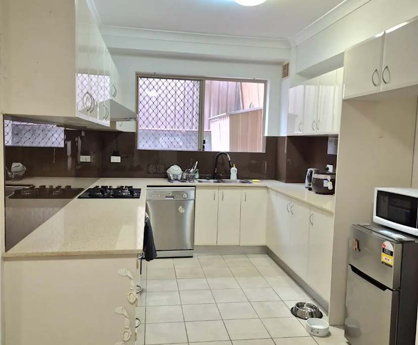 $210, Flatshare, 2 bathrooms, Homebush West NSW 2140