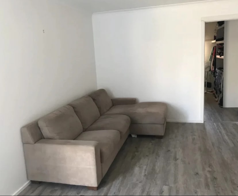 Unfurnished room in a share house