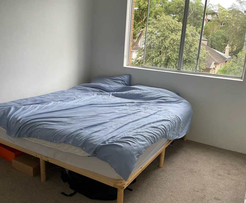 Room with ensuite in a flatshare