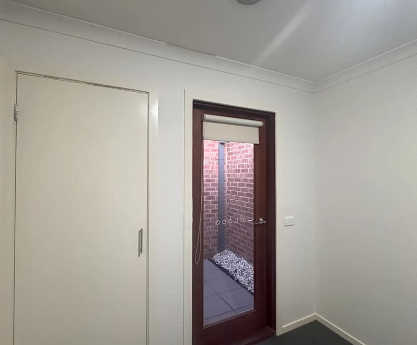 $300, Share-house, 3 bathrooms, Huntly VIC 3551
