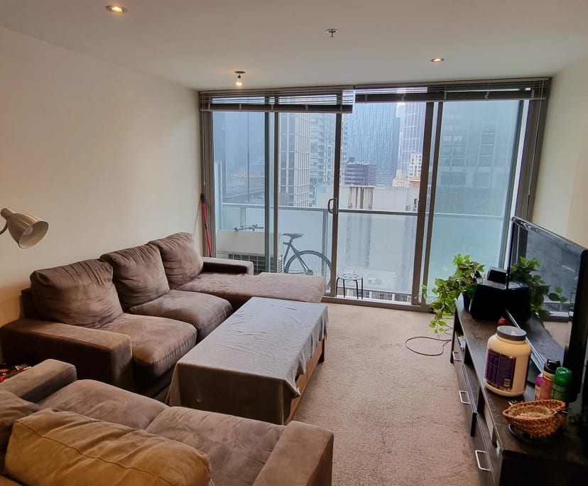 Furnished room in a flatshare