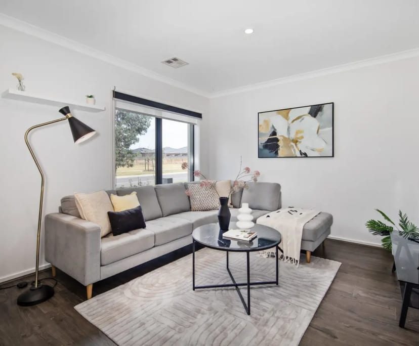 Unfurnished room in a share house