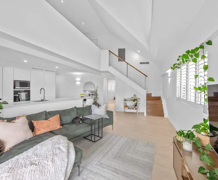 Furnished room with ensuite in a share house