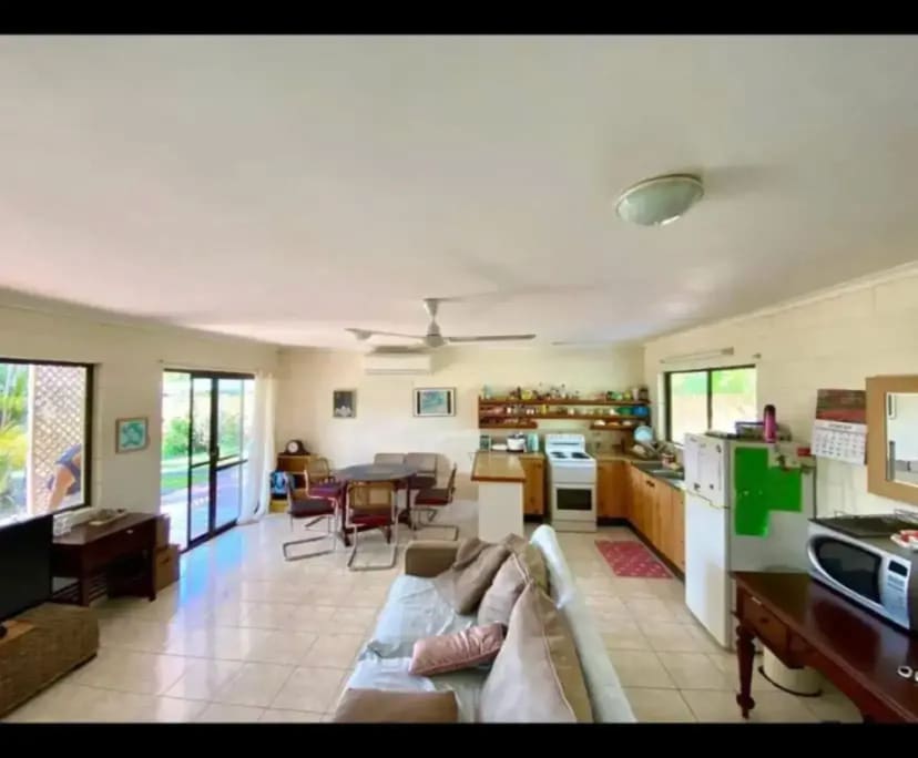 Room for Rent in Kewarra Beach, Cairns 235, Furni...
