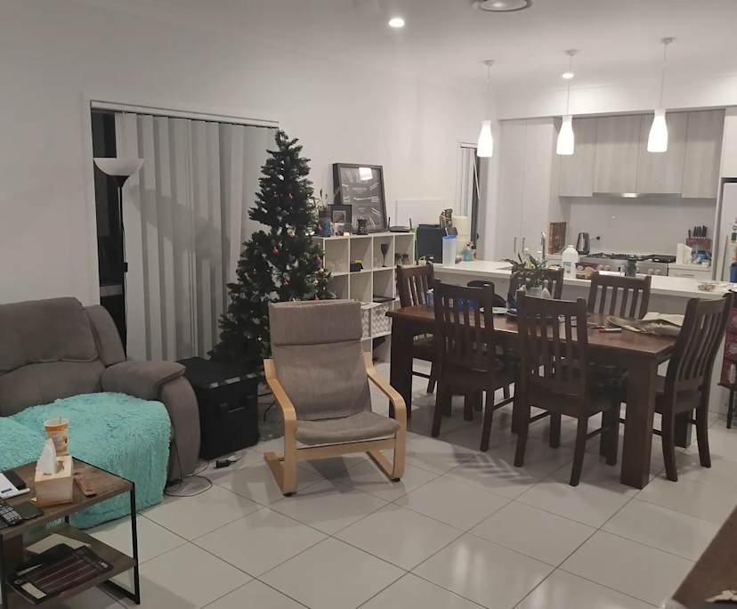 Unfurnished room with own bathroom