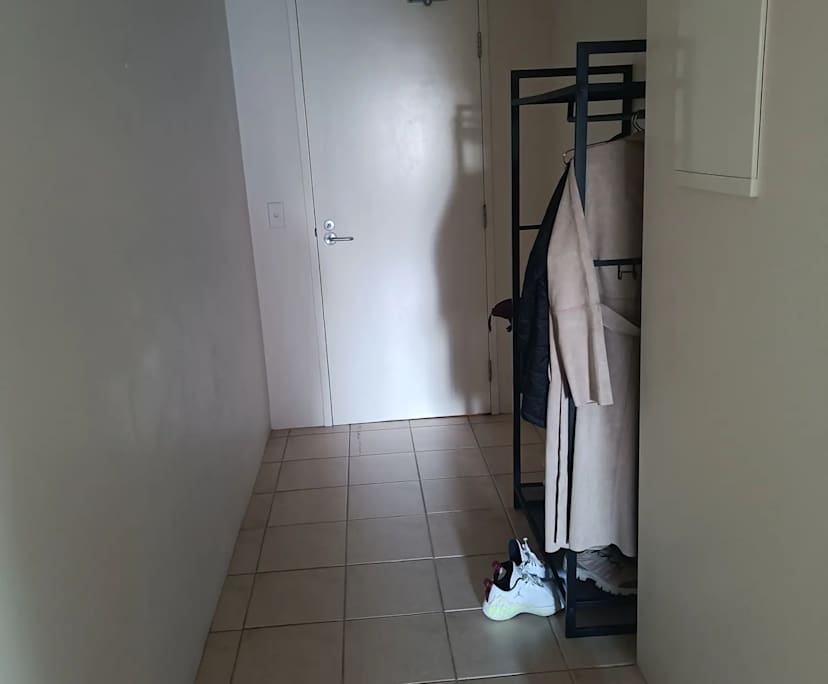 $350, Flatshare, 2 bathrooms, Perth WA 6004