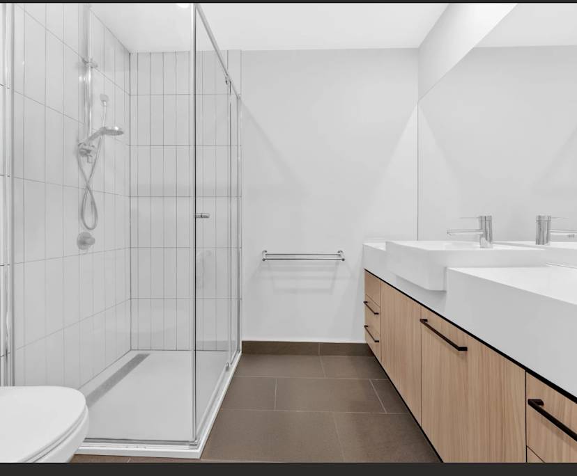 $350, Flatshare, 2 bathrooms, Mill Park VIC 3082