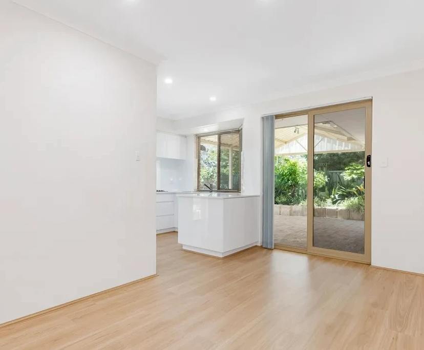 $900, Whole-property, 3 bathrooms, Padbury WA 6025