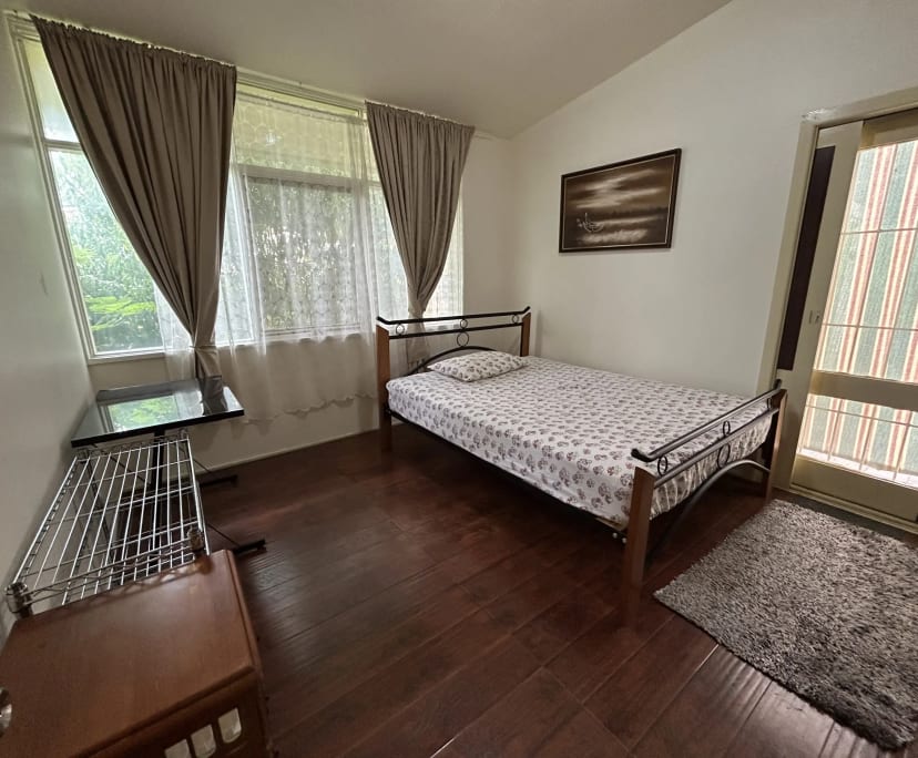 Furnished room in a share house