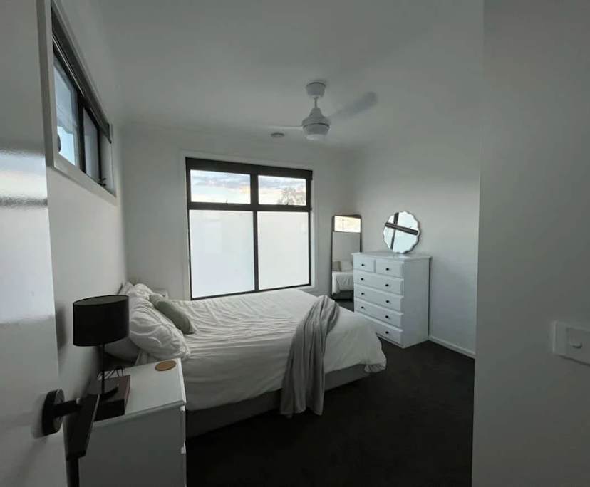 Unfurnished room in a share house