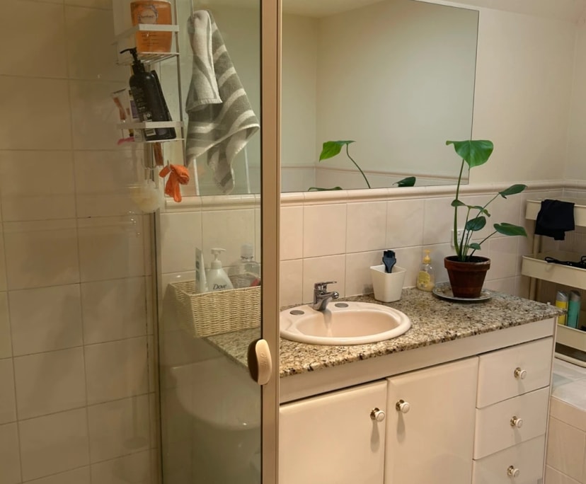 Furnished room with own bathroom