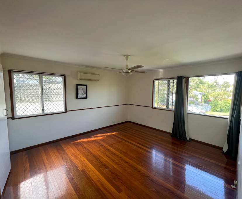 Unfurnished room in a share house