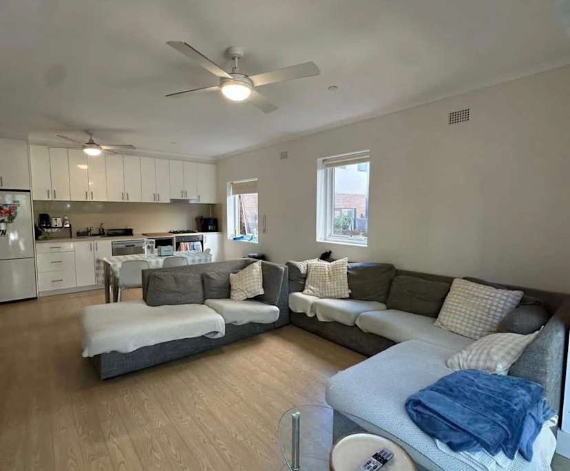 Furnished room in a share house