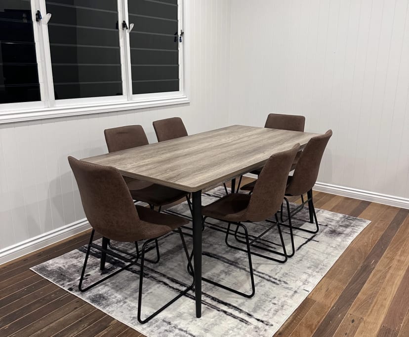 $330, Share-house, 4 bathrooms, Hawthorne QLD 4171