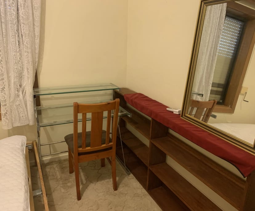 Furnished room in a share house