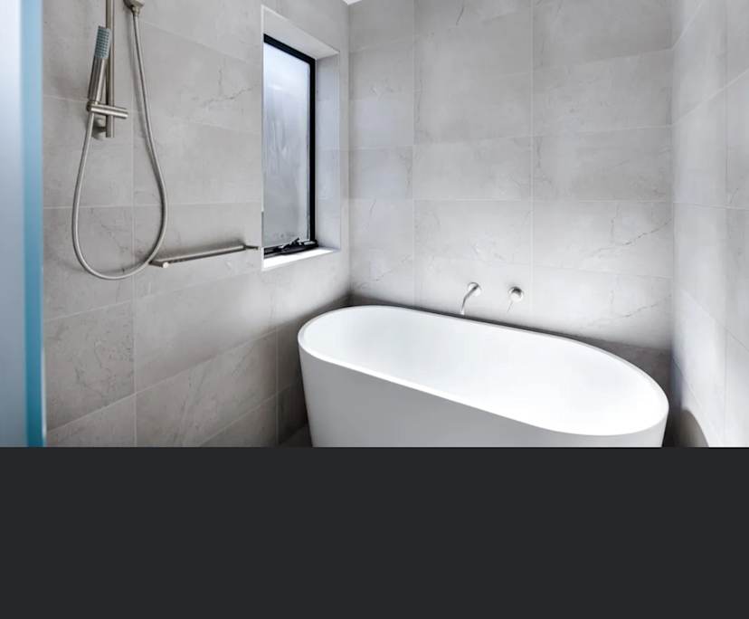 $970, Whole-property, 3 bathrooms, Hope Island QLD 4212