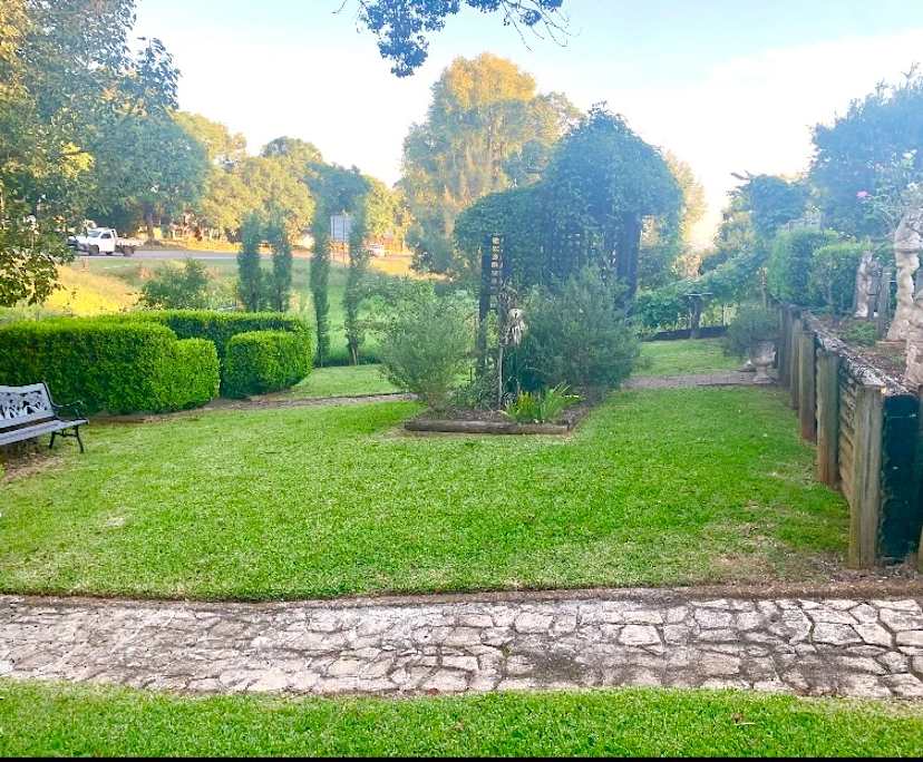 $280, Homestay, 3 bathrooms, Maitland NSW 2320