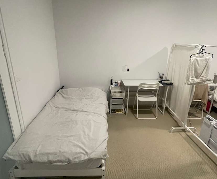 $180, Flatshare, 3 bathrooms, Brunswick VIC 3056