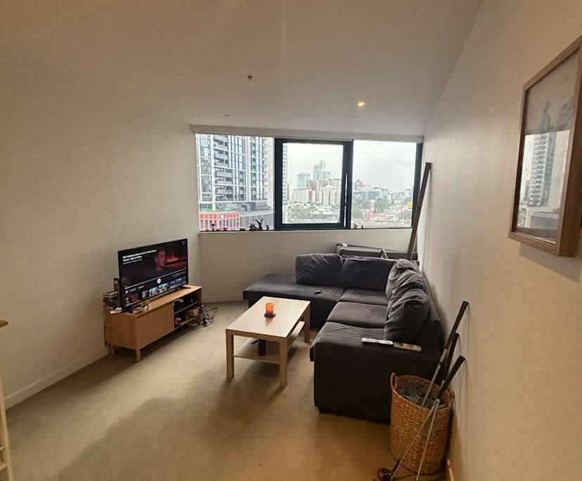 Whole property with 2 rooms for rent