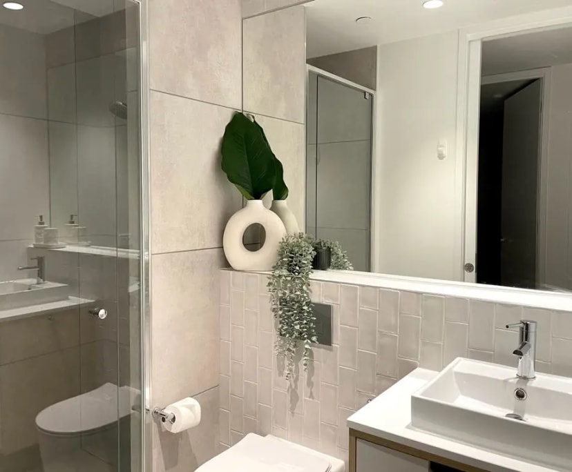 Furnished room with own bathroom