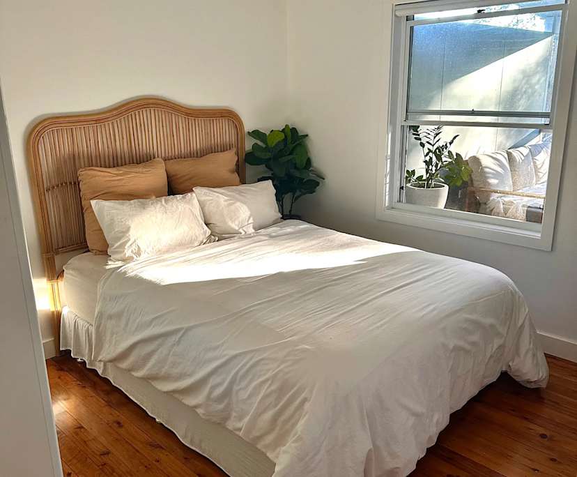 Room in a share house
