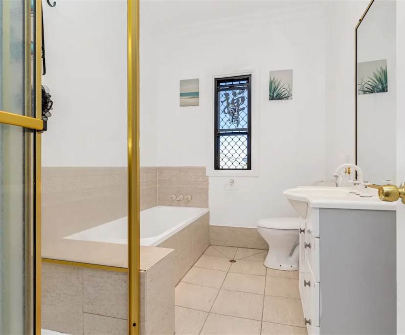 $420, Studio, 1 bathroom, Chermside QLD 4032