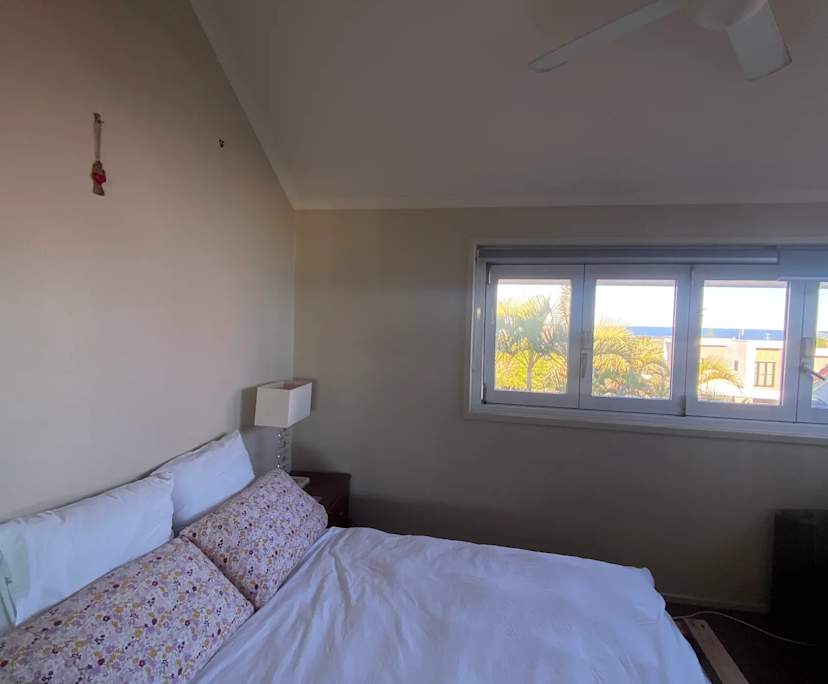 Room in a share house