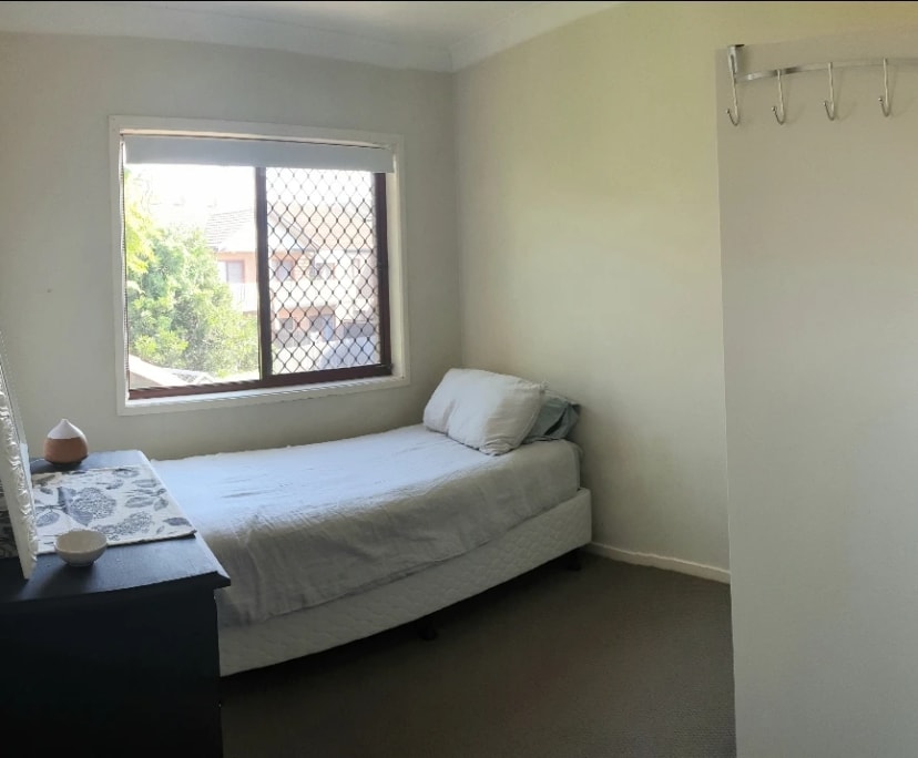 Room for Rent in The Junction, Newcastle 230, Fur...