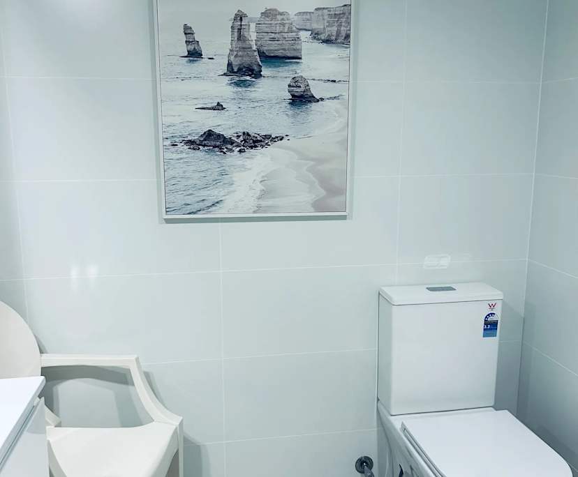 Furnished room with own bathroom