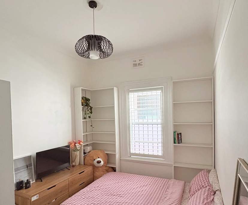 Unfurnished room in a share house