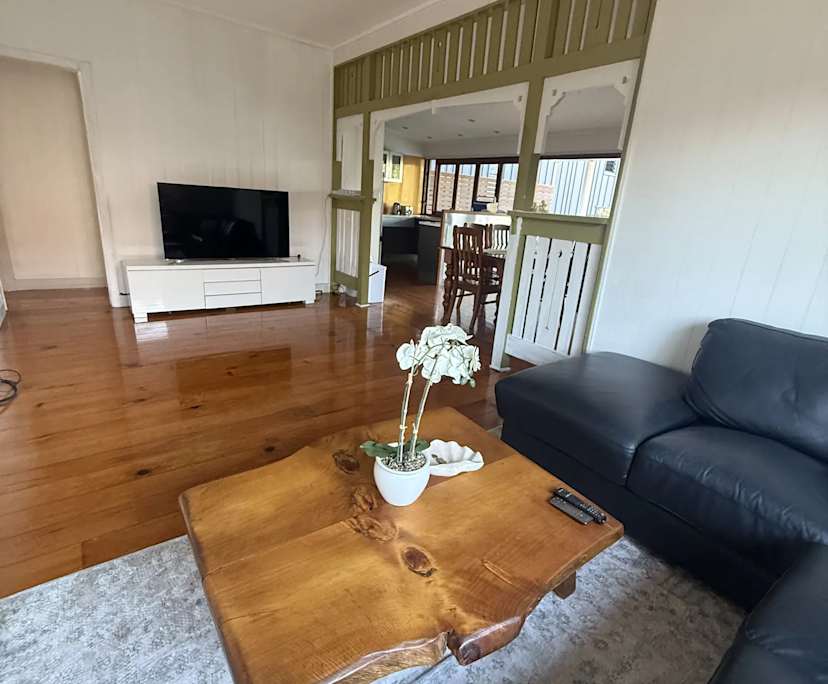 $340, Share-house, 5 bathrooms, Woolloongabba QLD 4102
