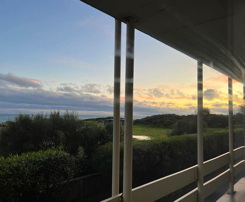 $365, 1-bed, 1 bathroom, Torquay VIC 3228