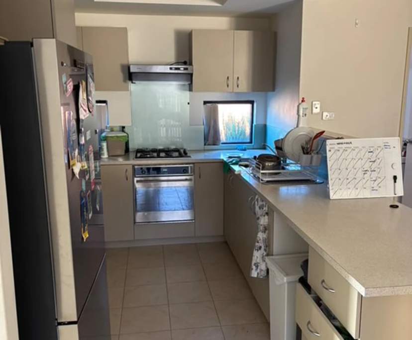 Unfurnished room in a share house