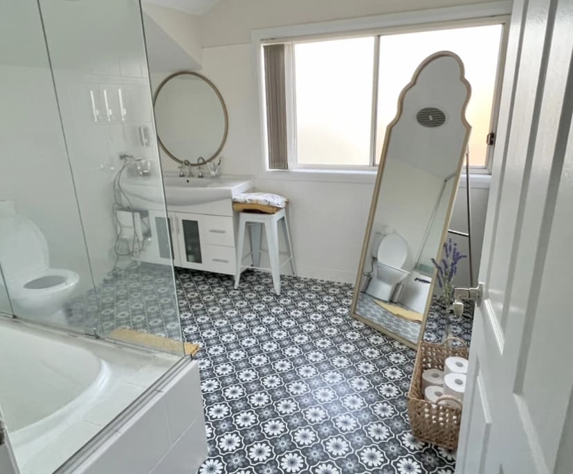 $220, Share-house, 3 bathrooms, Tregear NSW 2770