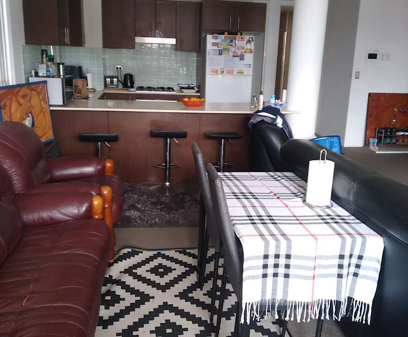 $275, Flatshare, 2 bathrooms, Liverpool NSW 2170