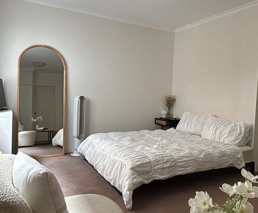 Room studio flat for rent