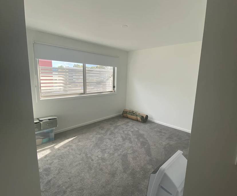 Unfurnished room with own bathroom