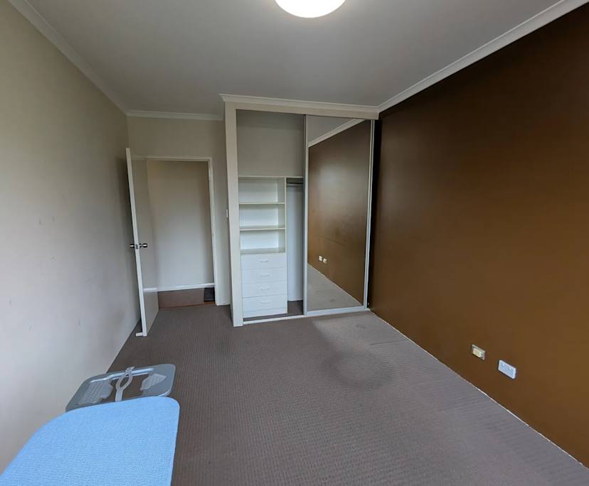 $300, Flatshare, 2 bathrooms, Liverpool NSW 2170