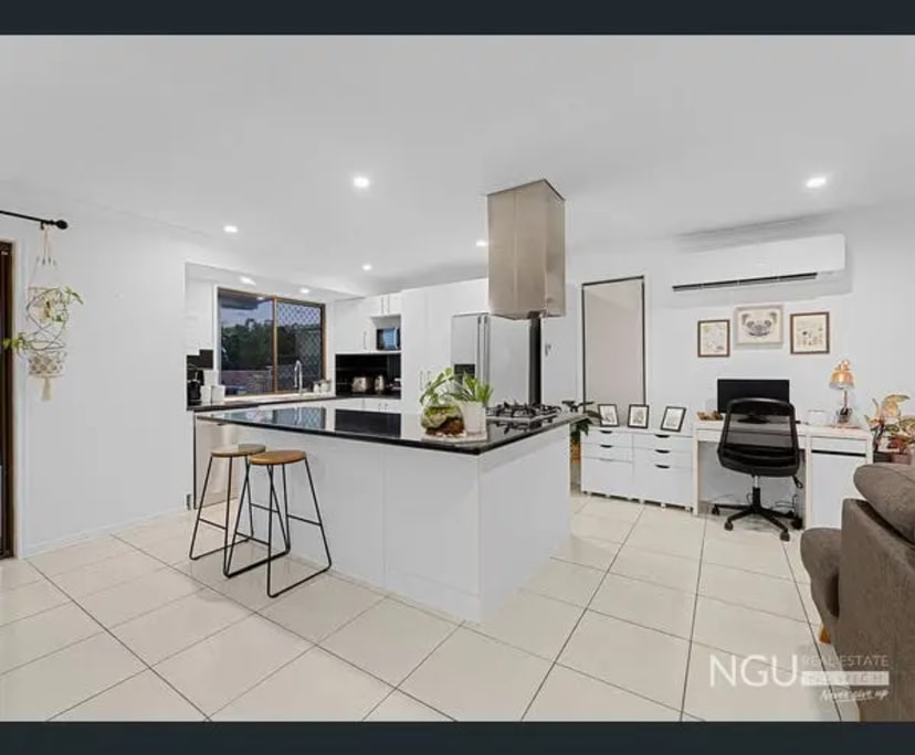 Unfurnished room in a share house