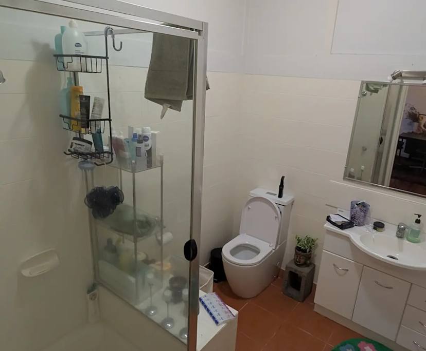 $250, Share-house, 3 bathrooms, Clayfield QLD 4011