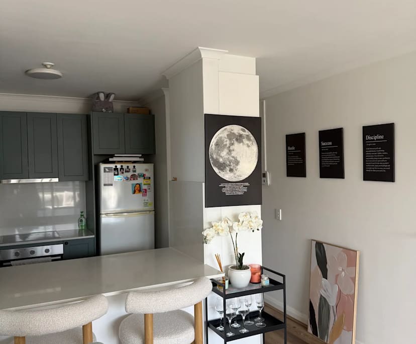 $850, 1-bed, 1 bathroom, Darlinghurst NSW 2010