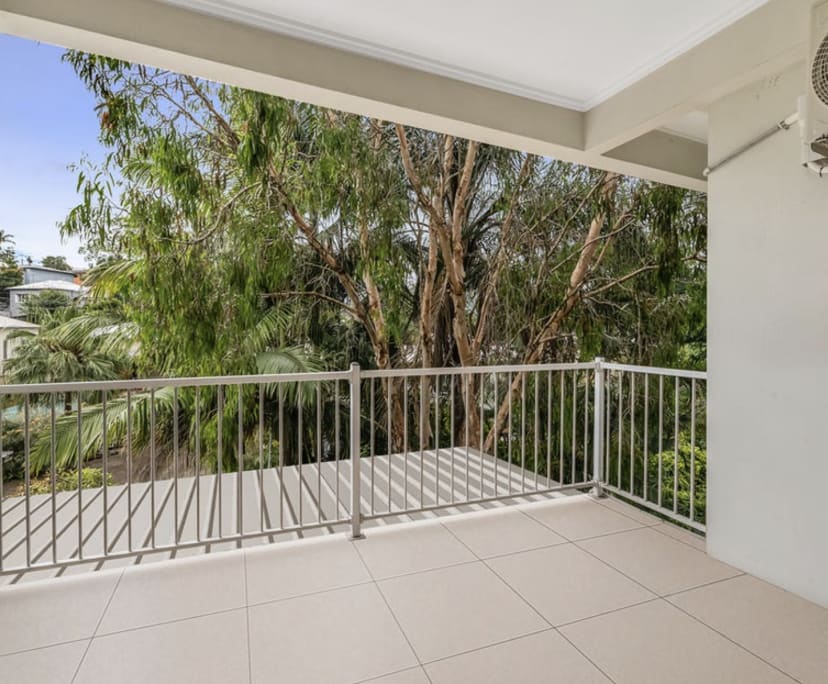 $167, Share-house, 3 bathrooms, Norman Park QLD 4170