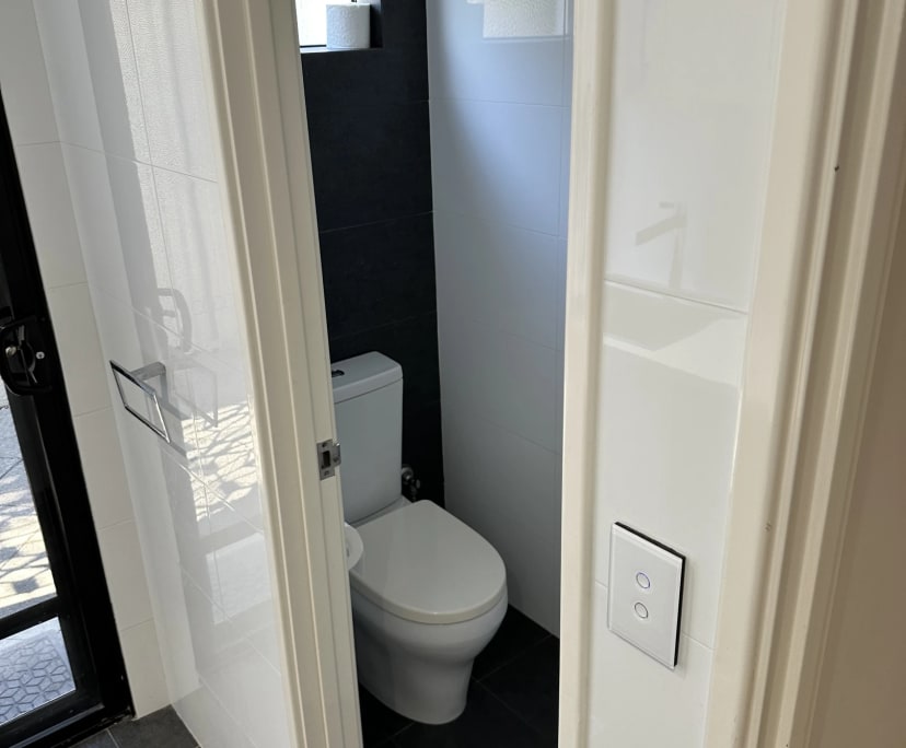 $300, Share-house, 4 bathrooms, Saint James WA 6102