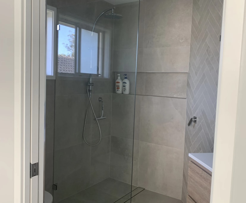 Student for Rent in Point Clare, NSW