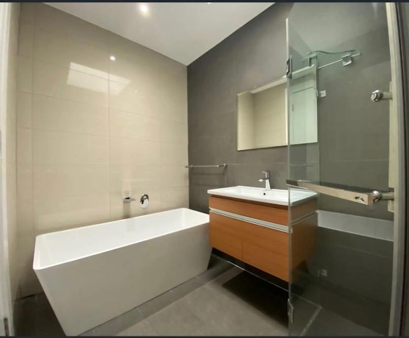 $250, Share-house, 5 bathrooms, Newtown NSW 2042