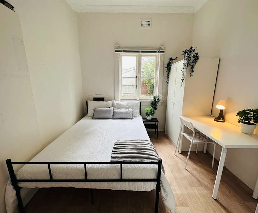 $300, Flatshare, 6 bathrooms, Belmore NSW 2192