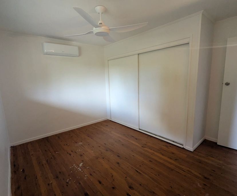 $240-300, Student-accommodation, 4 rooms, Kallangur QLD 4503, Kallangur QLD 4503