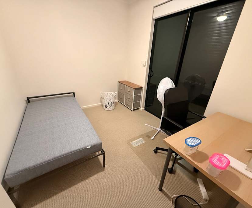 Furnished room with own bathroom