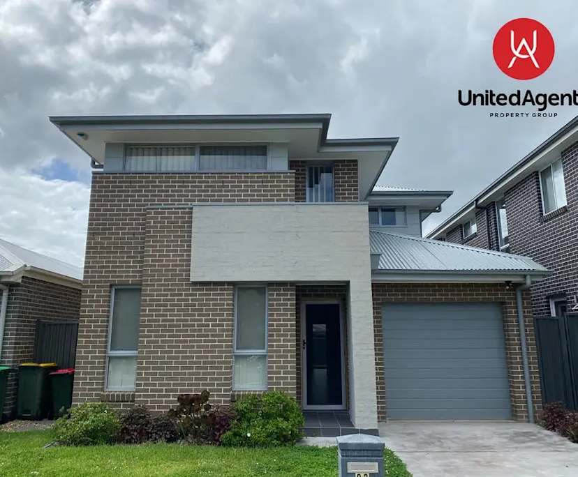 Unfurnished room with own bathroom